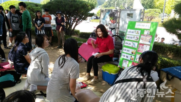 인천광역시교육청은 일선학교의 효과적인 코로나19 대응책을 마련하라