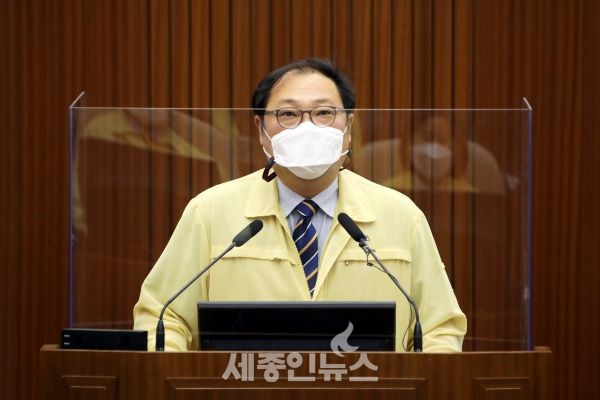 [5분 발언] 안찬영 시의원, 복숭아꽃 달기 운동 제안