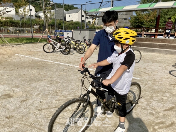 세종시교육청, 2학기부터 자전거 통학 안전 강화