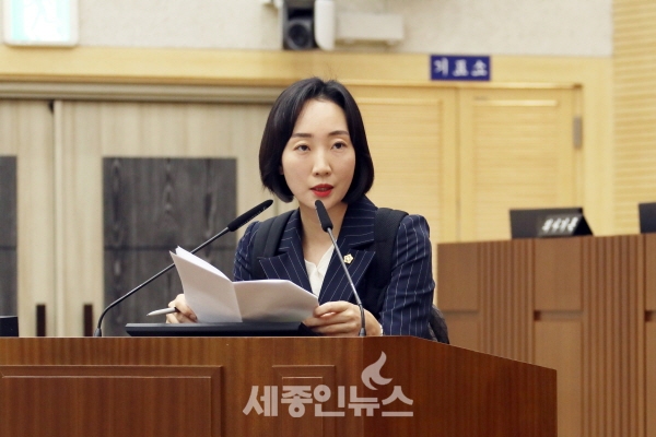 [긴급현안질문] 세종시의회 김효숙 의원, 시청·교육청 통학 복지 보장 촉구